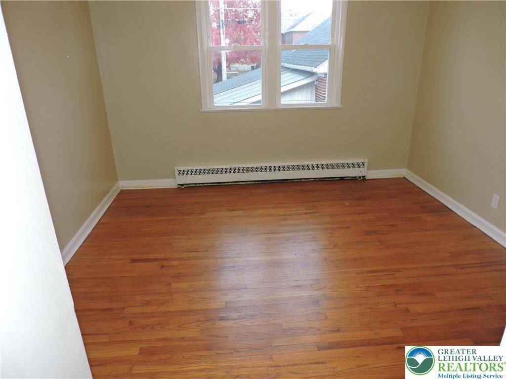 1717 1/2 W Tremont Street – photo 5