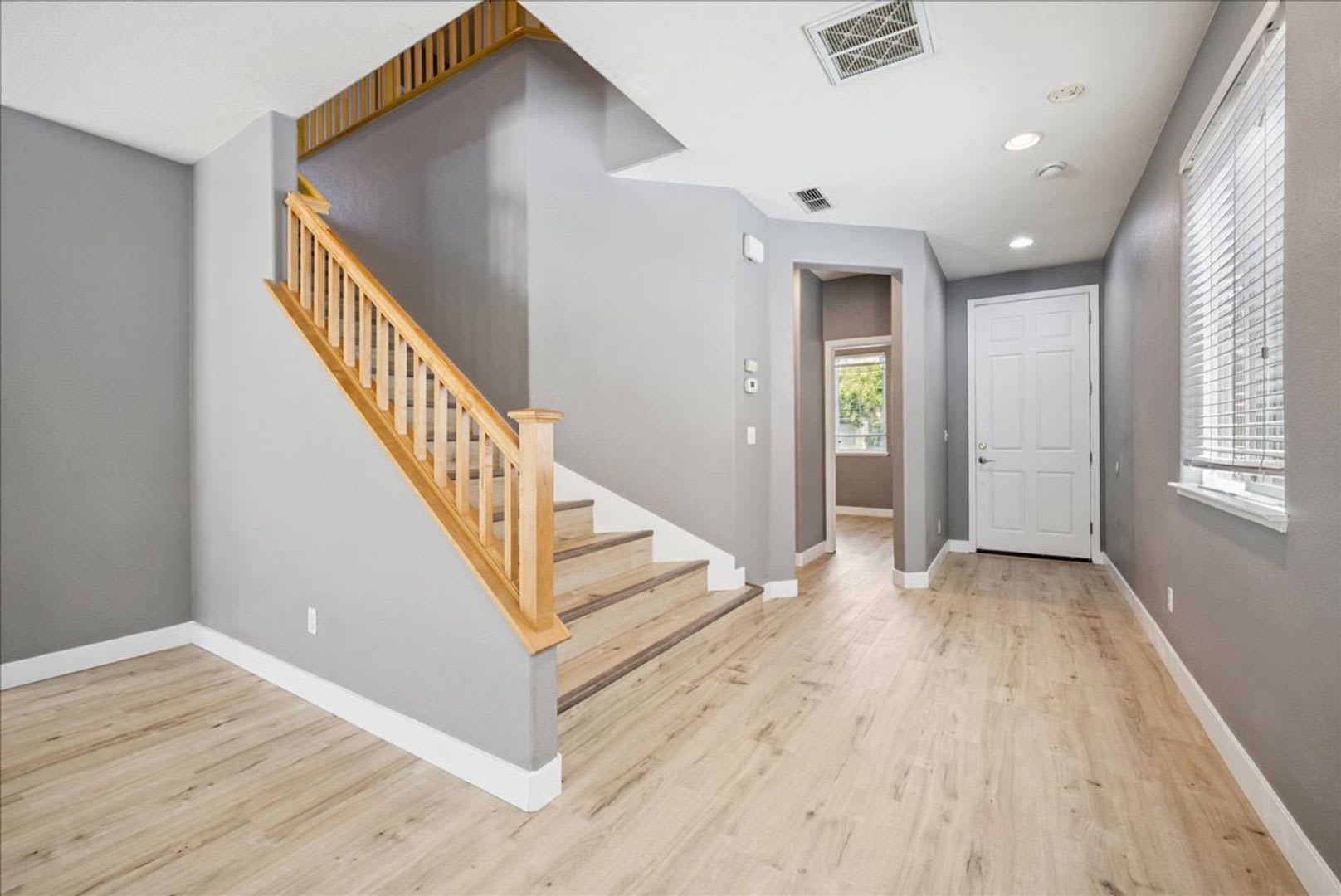 5456 Shennecock Way – photo 3