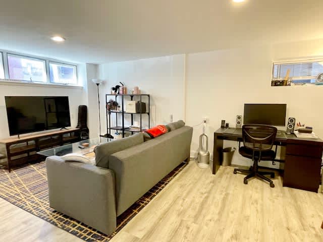 22 Anderson St – photo 1