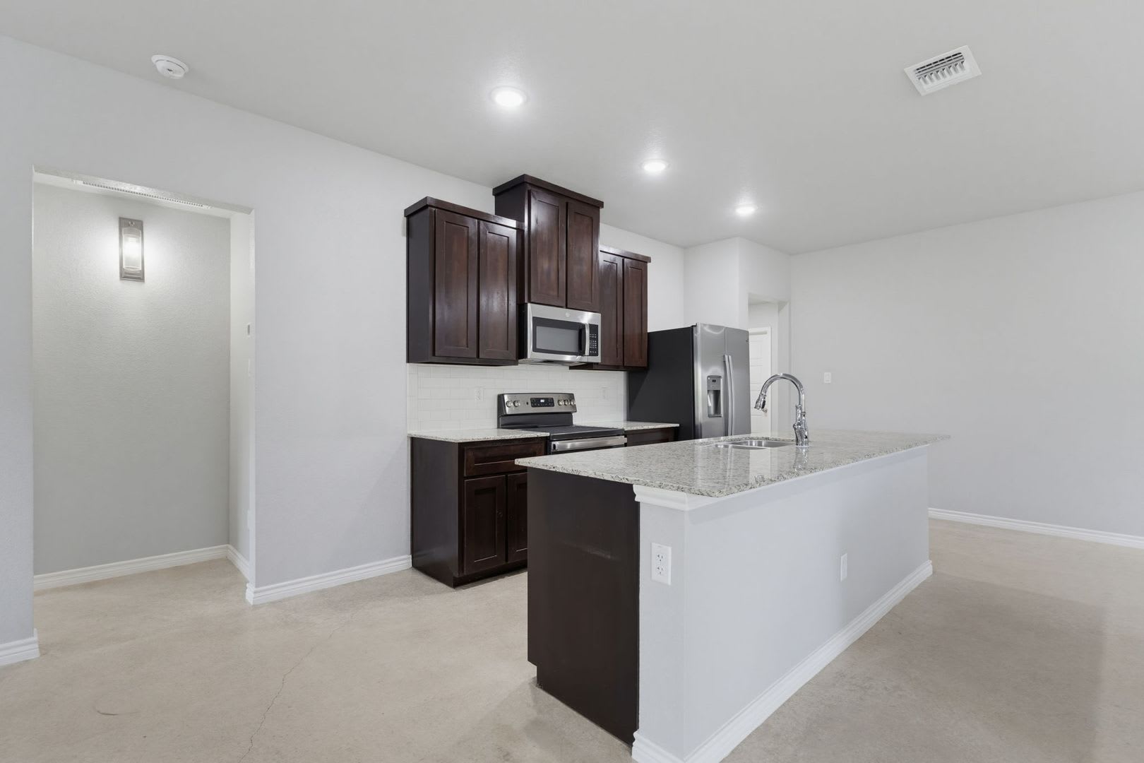 1645 Dryden Ave – photo 5
