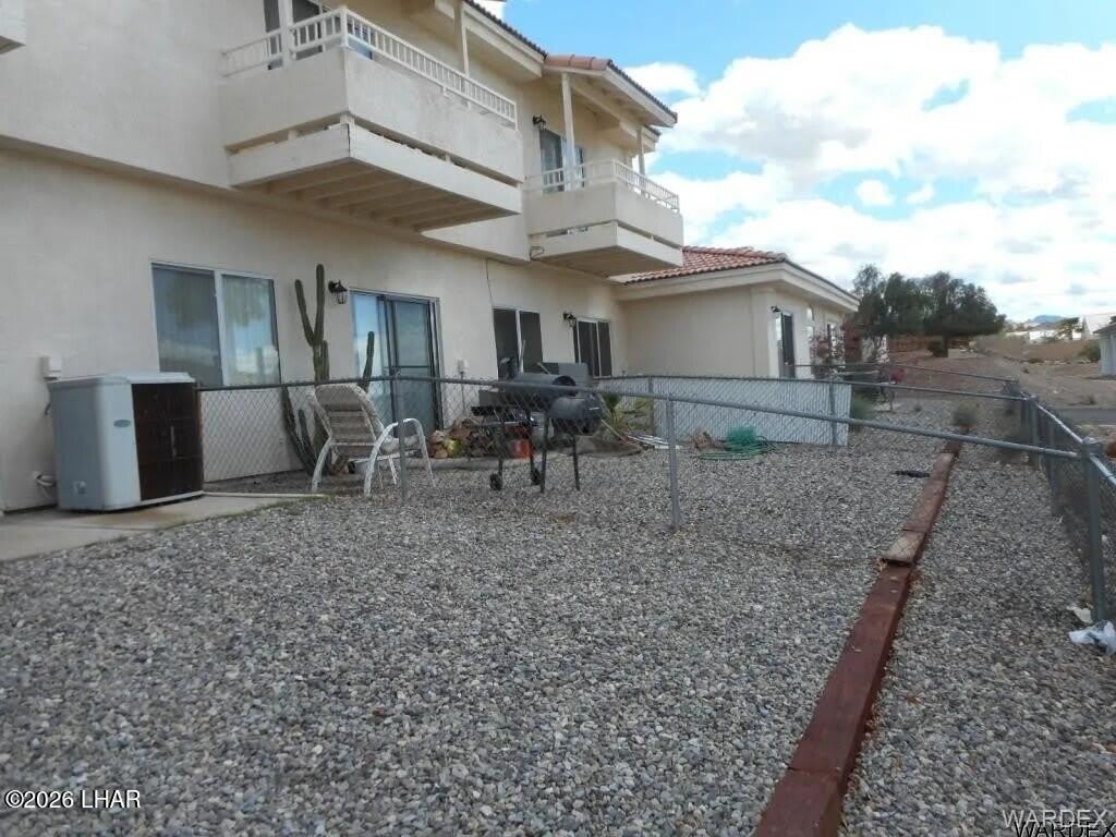 853 Warren Rd – photo 2