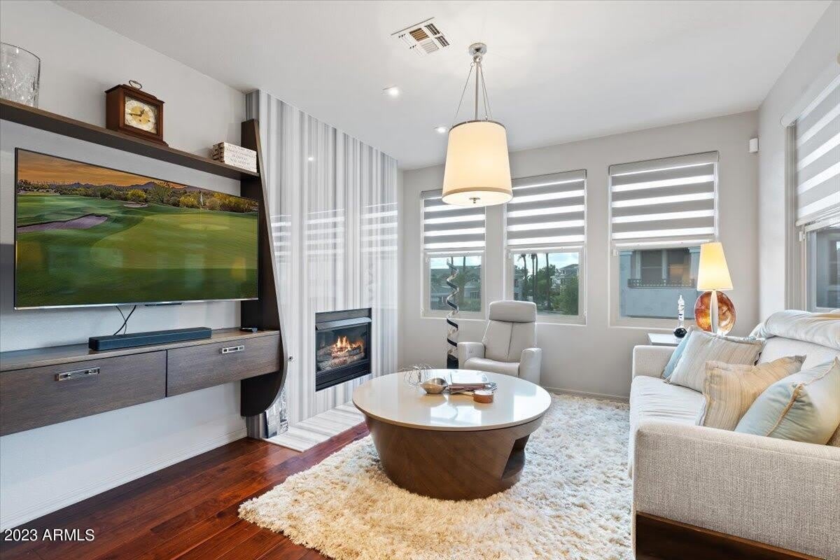 15221 N CLUBGATE Drive – photo 4