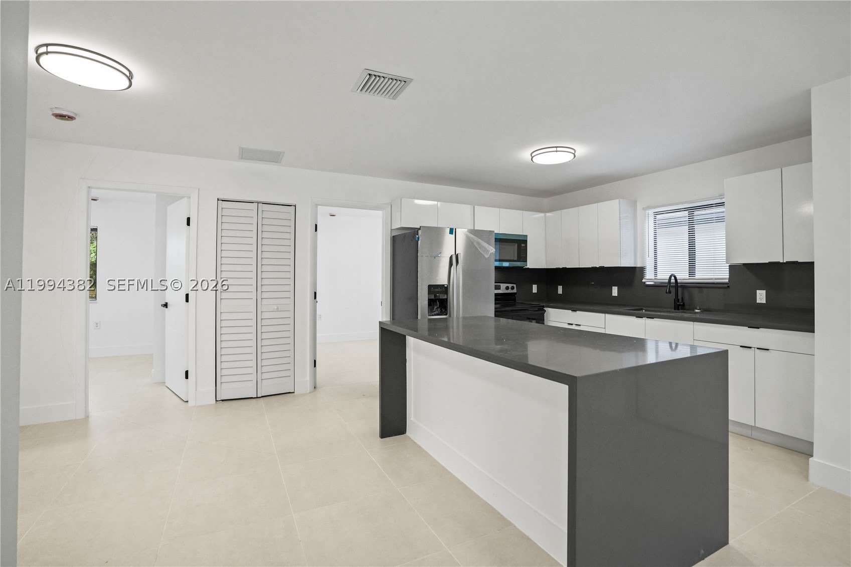 5823 NW 30th ave – photo 5