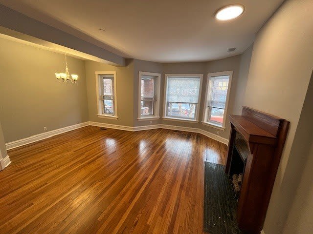 926 W Belle Plaine Avenue – photo 4