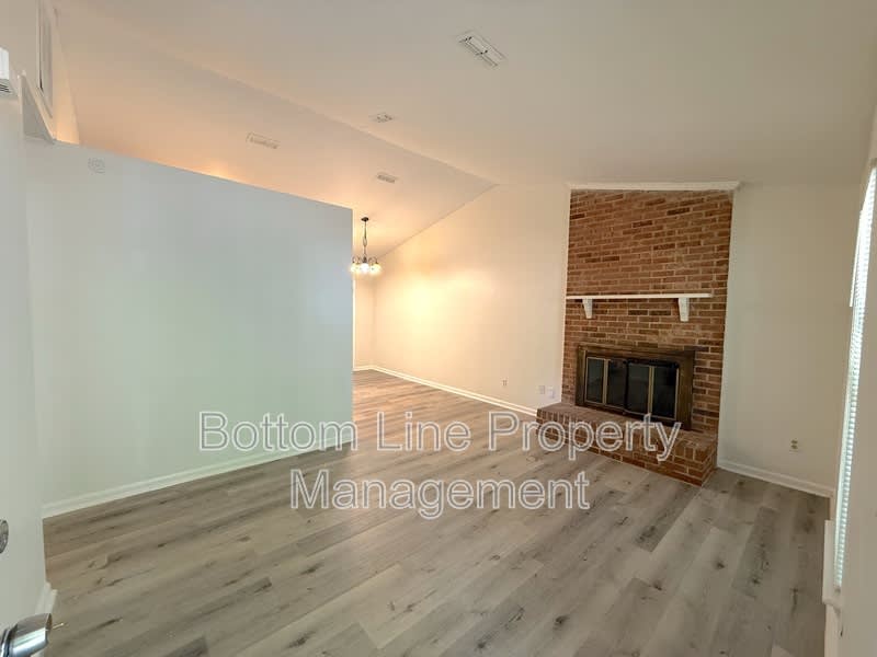 5522 Great Wagon Rd – photo 2