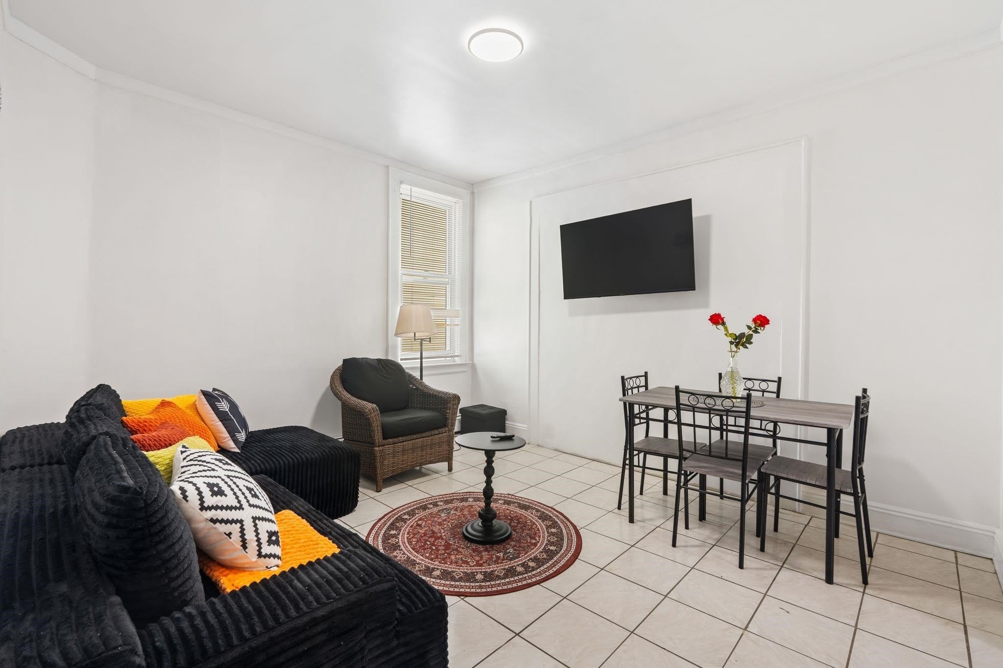 8511 SMITH AVE – photo 5