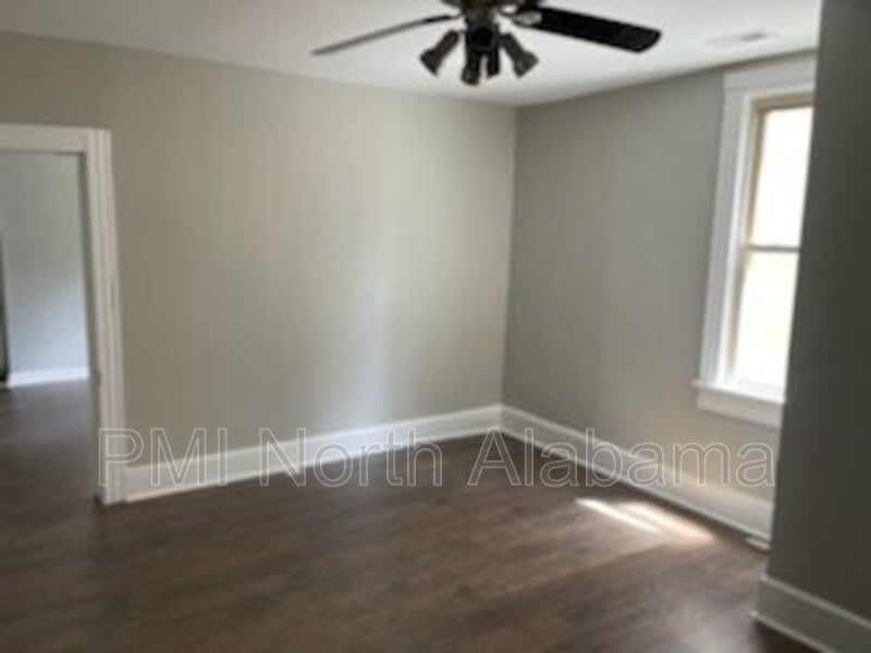 1310 9th Ave SE – photo 3