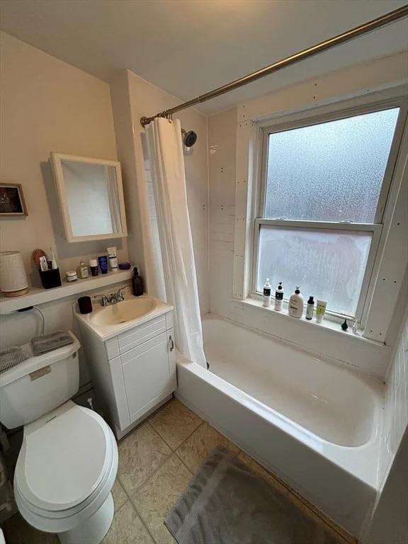 41 South Russell St. – photo 1