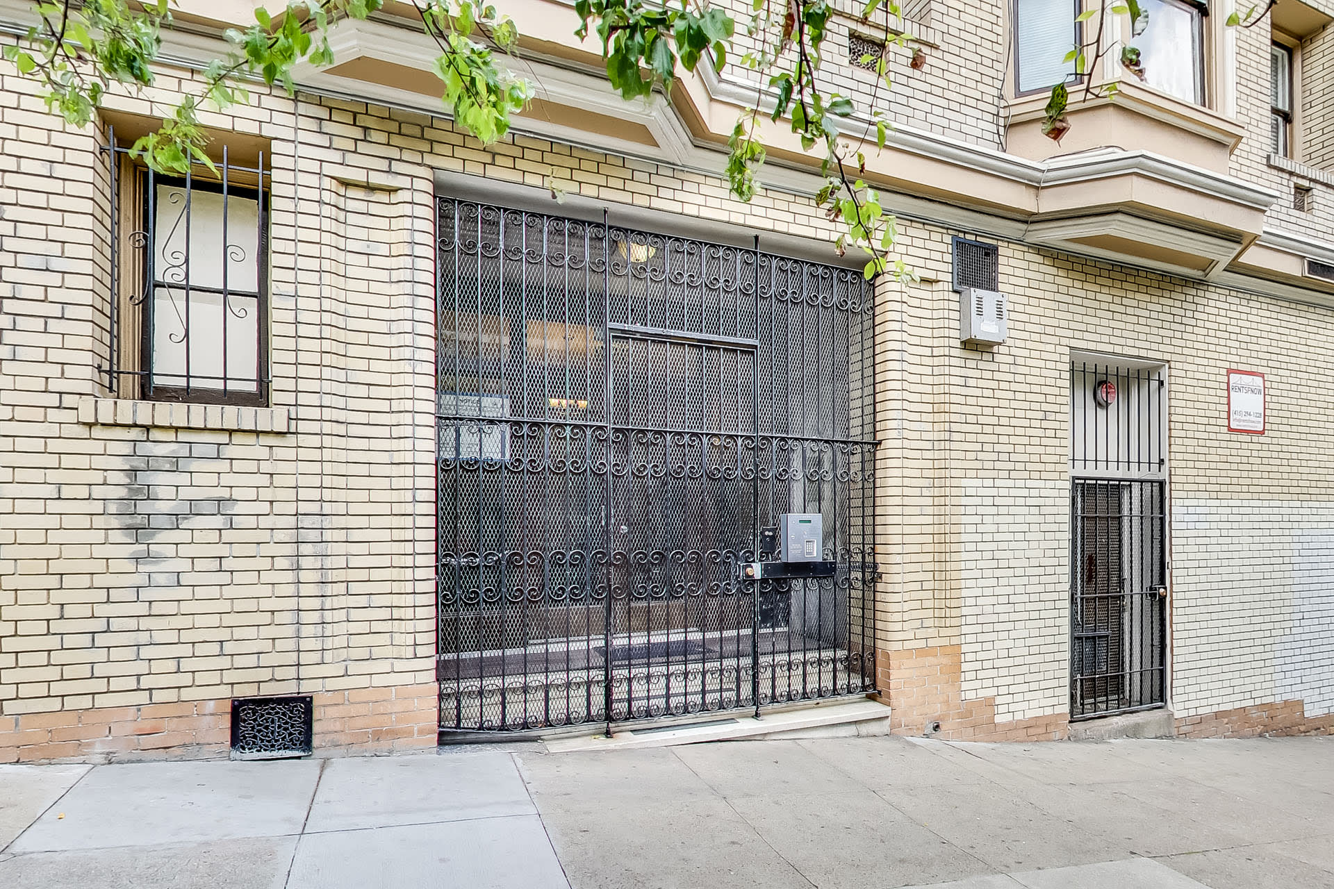 920 LEAVENWORTH – photo 2