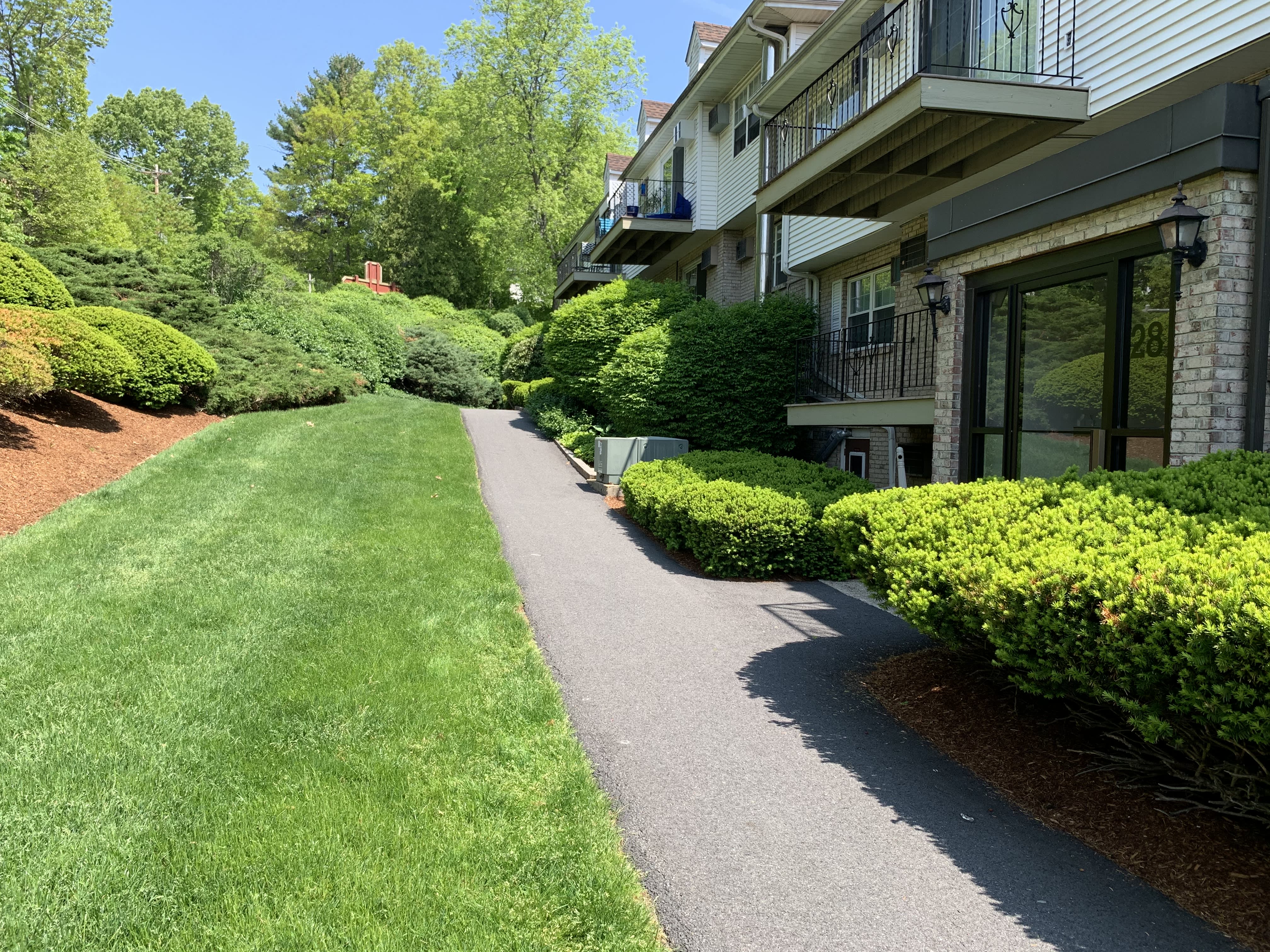 28 Williamsburg Court – photo 3