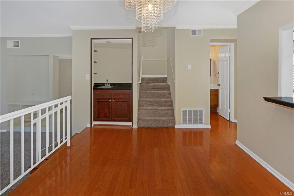 21800 Marylee St – photo 1