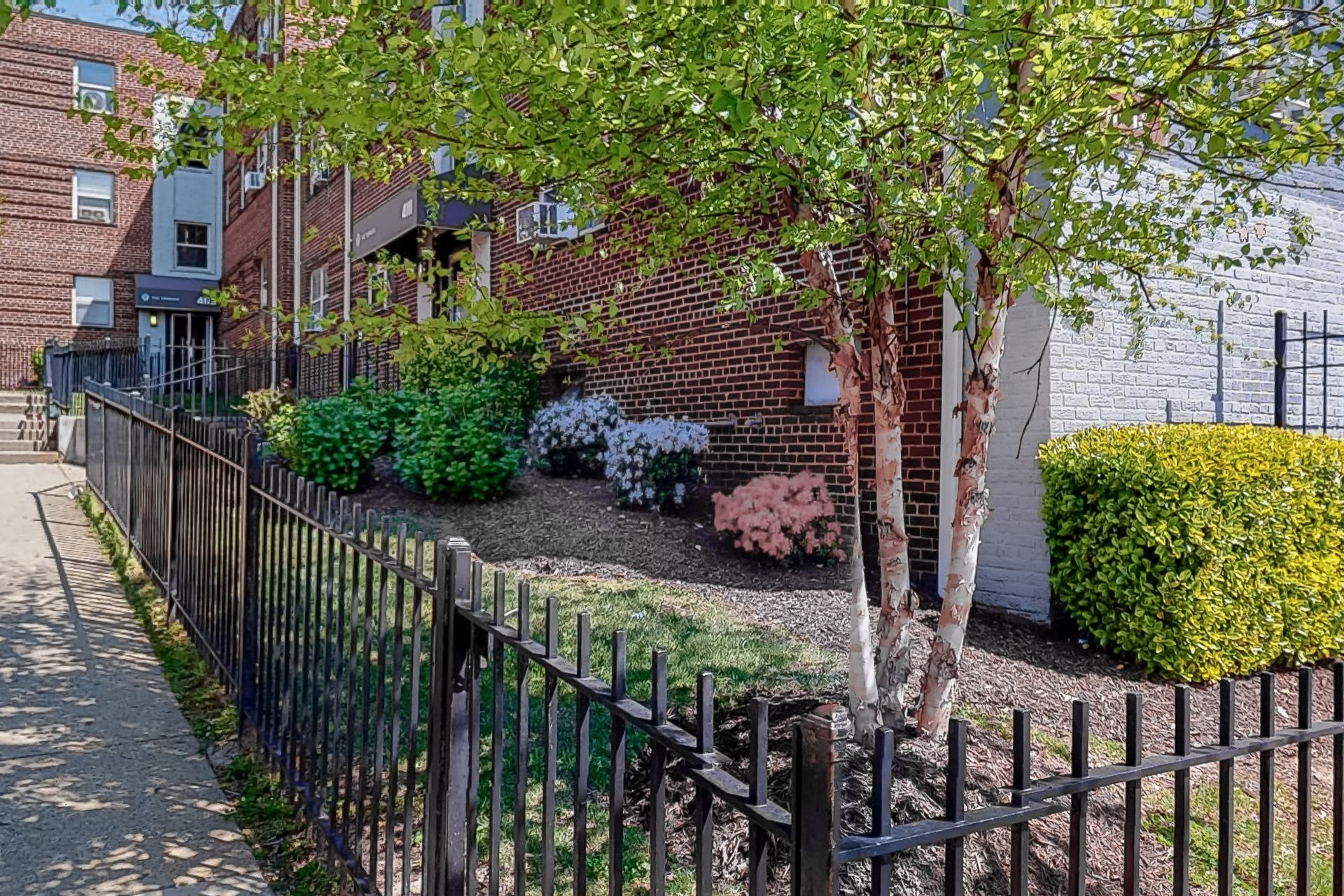 Hillcrest Terrace Apartments – photo 3