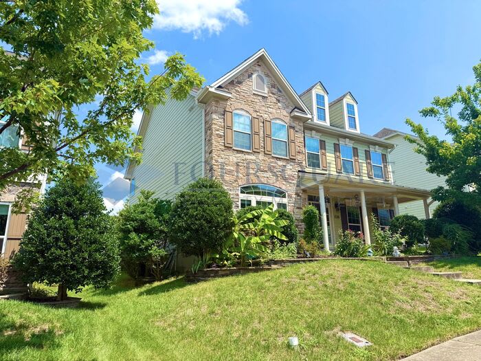 1016 Hildebran Lane – photo 2