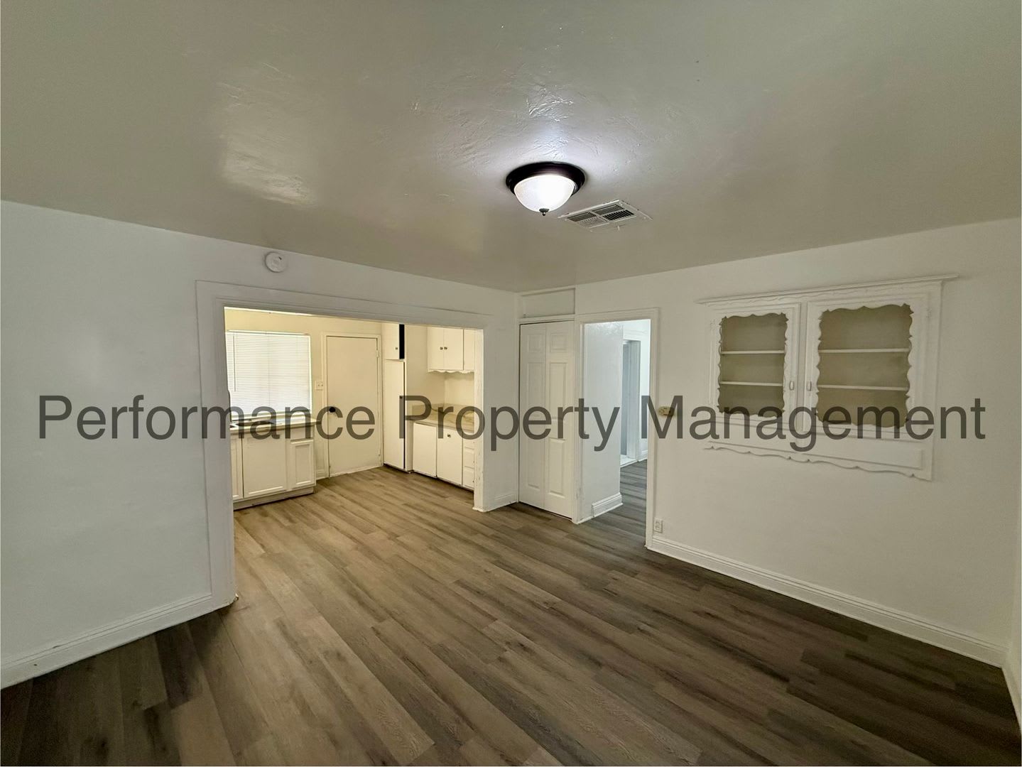 Cozy 4 Bed/2 Bath E Bakersfield Home w/ Solar, RBP & $0 Deposit Option – photo 4