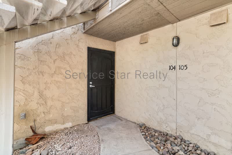 4950 N Miller Rd – photo 4