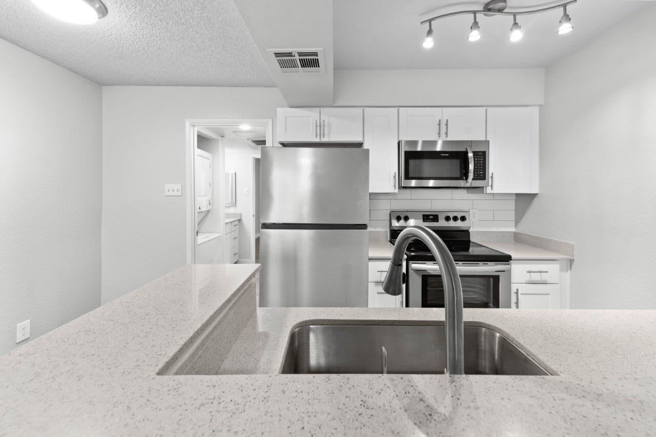 Verve Apartments – photo 1