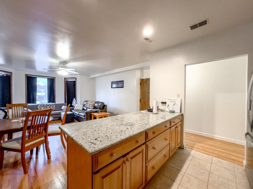 6711 Sheridan – photo 3