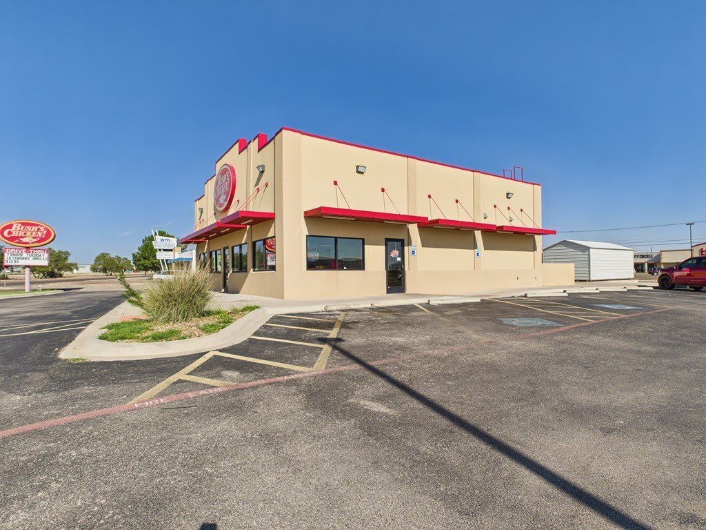 1700 W Dickinson Blvd – photo 2