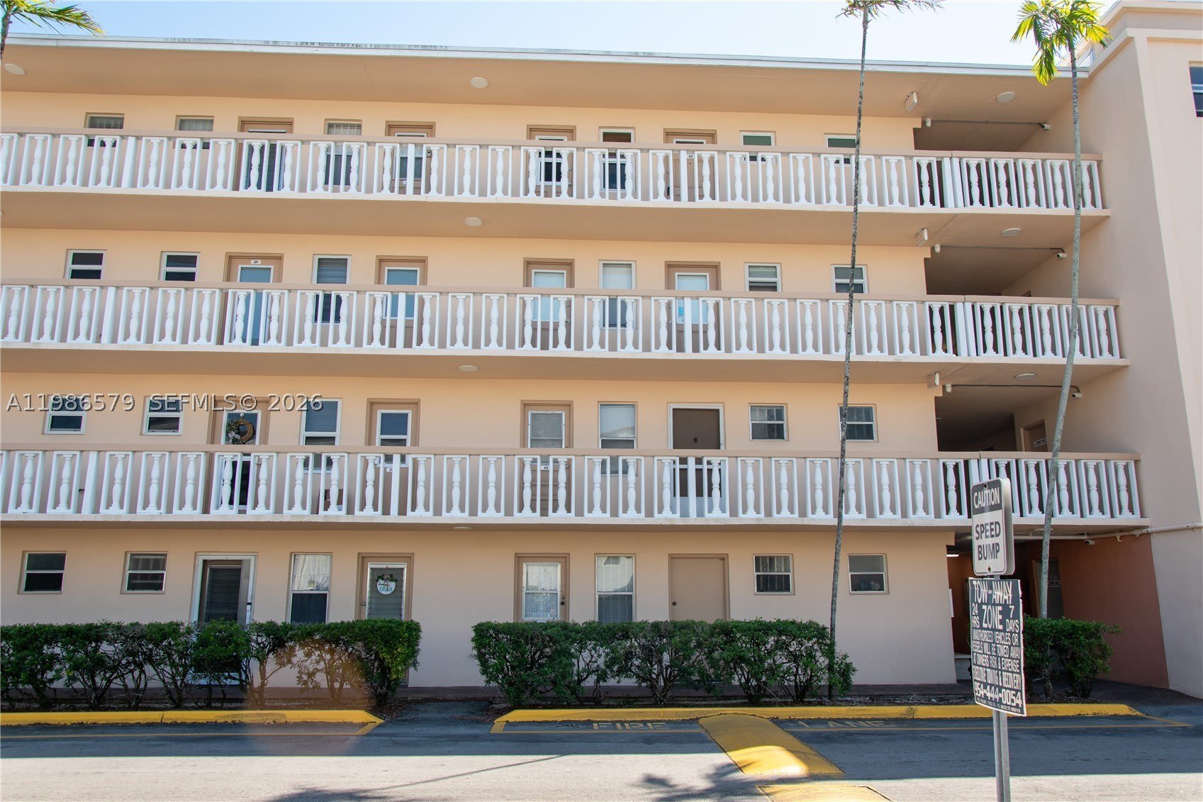505 E Dania Beach Blvd – photo 2