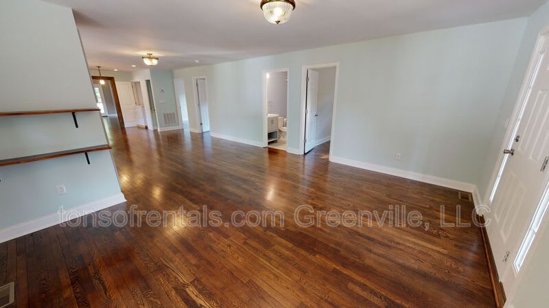 217 Brockman Avenue – photo 3