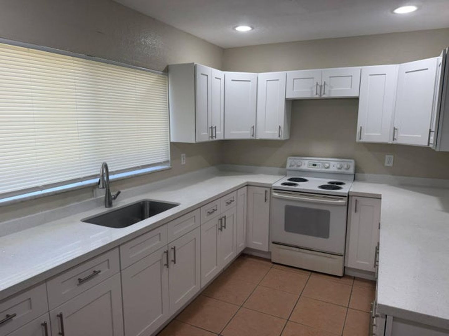 1200 NW 7TH Terrace, Fort Lauderdale, FL 33311 – photo 2