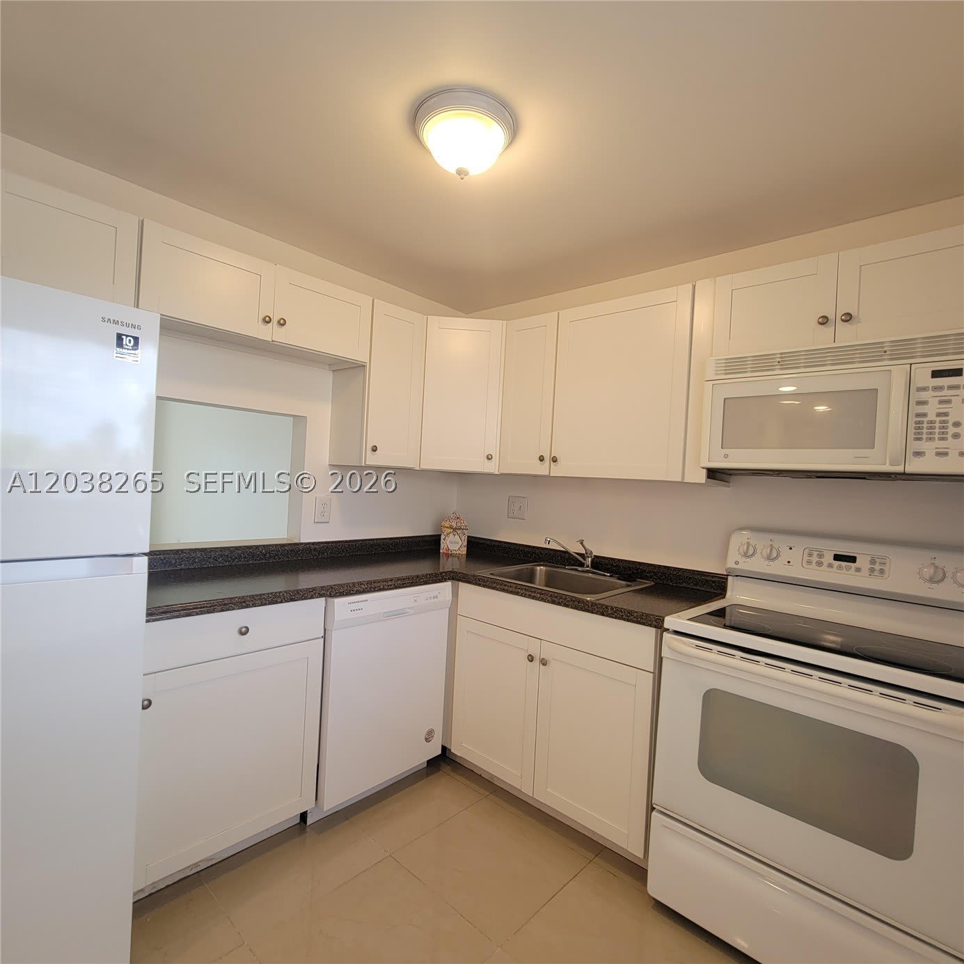 6021 NW 61st Ave – photo 2