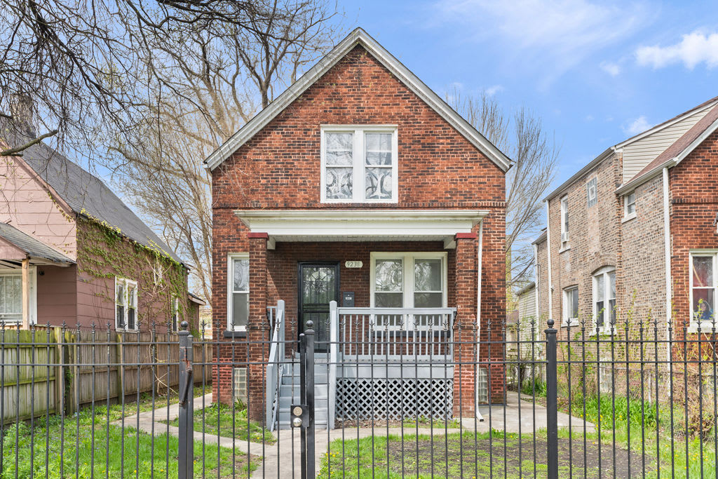 9238 S Dauphin Ave – photo 1
