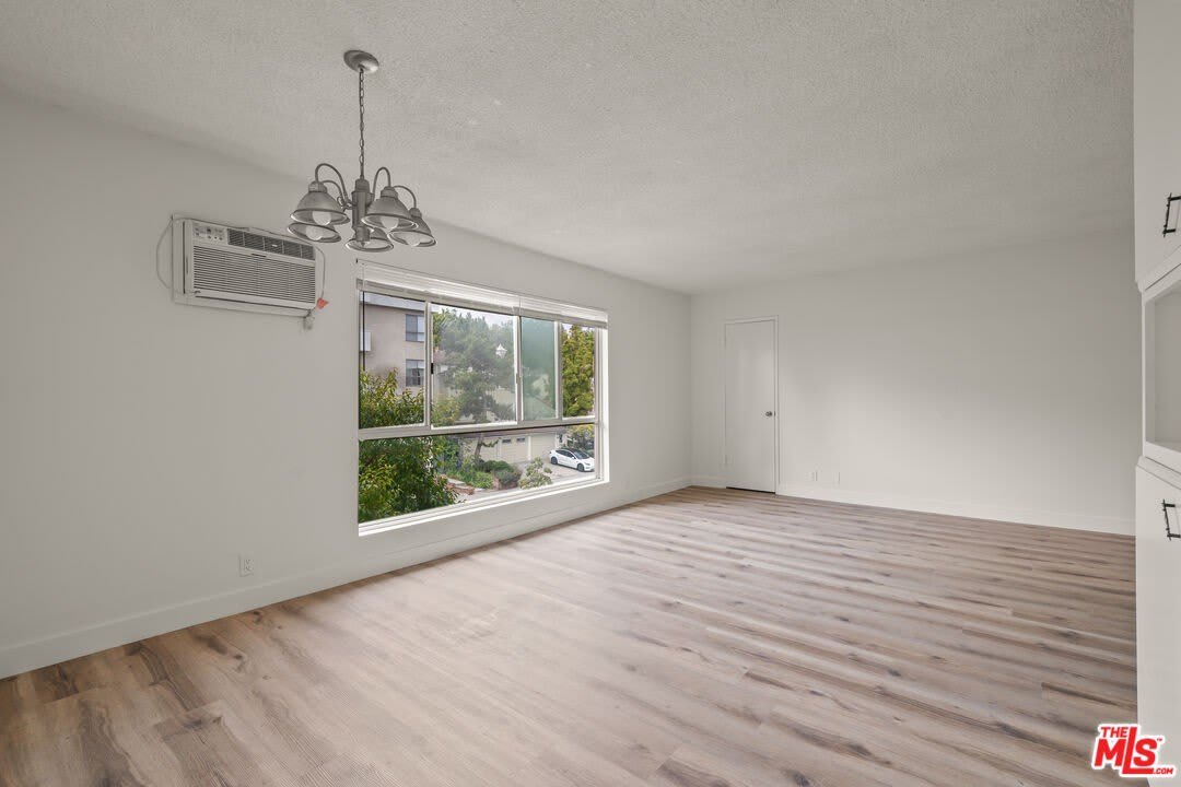 10653 Holman Ave – photo 5