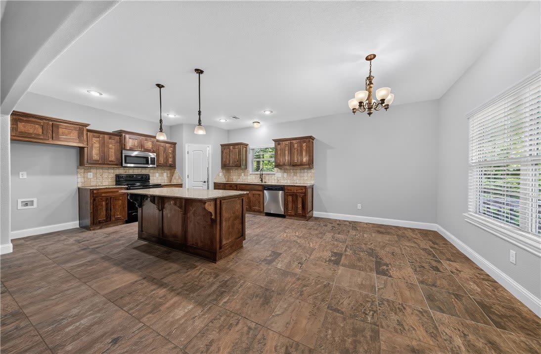 9 Monmouth Drive – photo 2