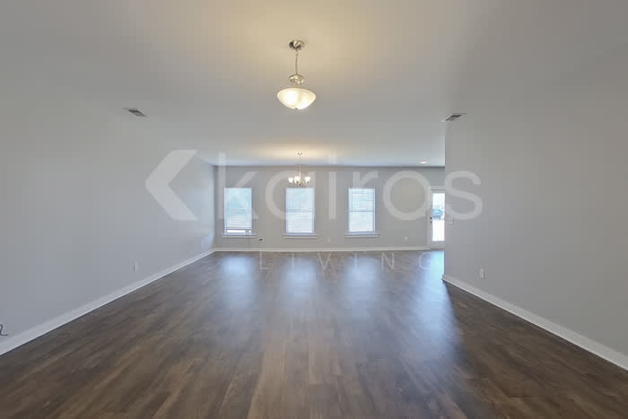 204 White Oak Circle – photo 2