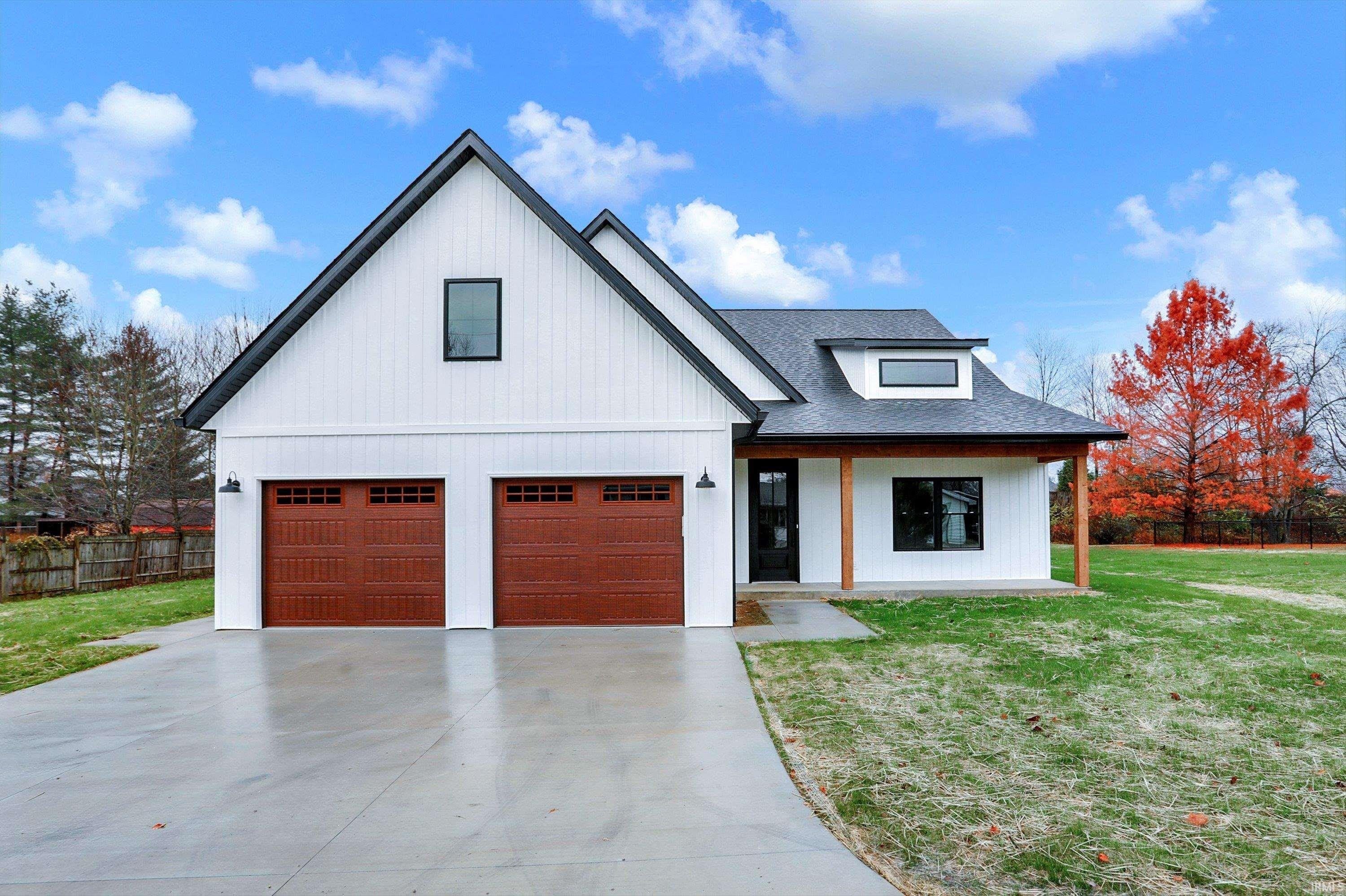 2110 S Smith Road – photo 1