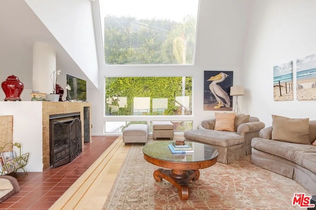 21625 Pacific Coast Hwy – photo 5