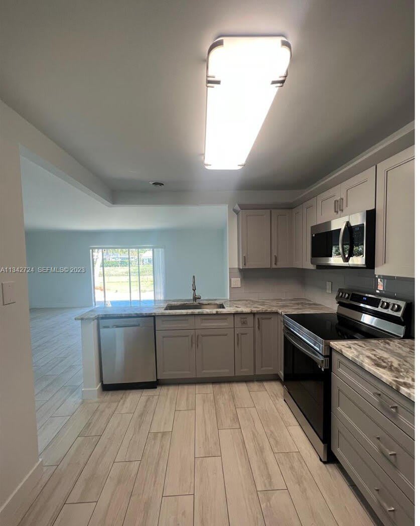 19420 Carolina Circle – photo 3