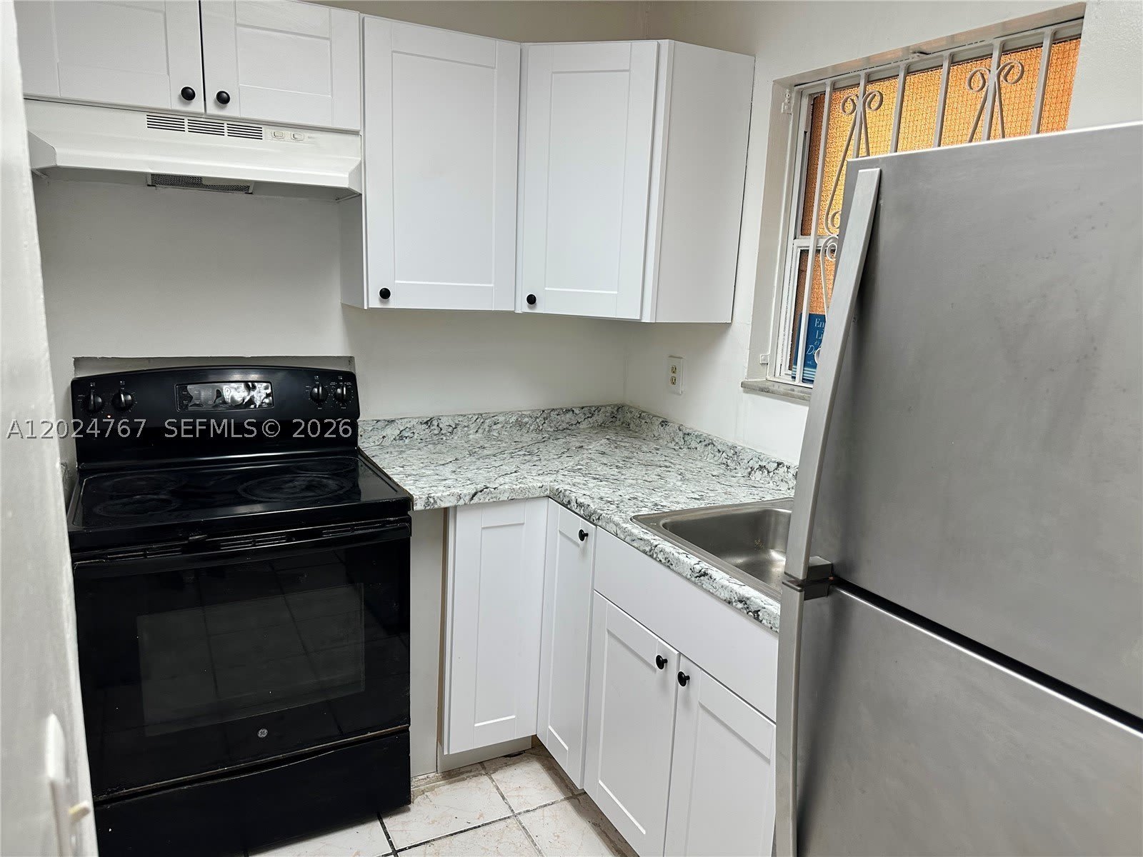 6820 W Flagler St – photo 3