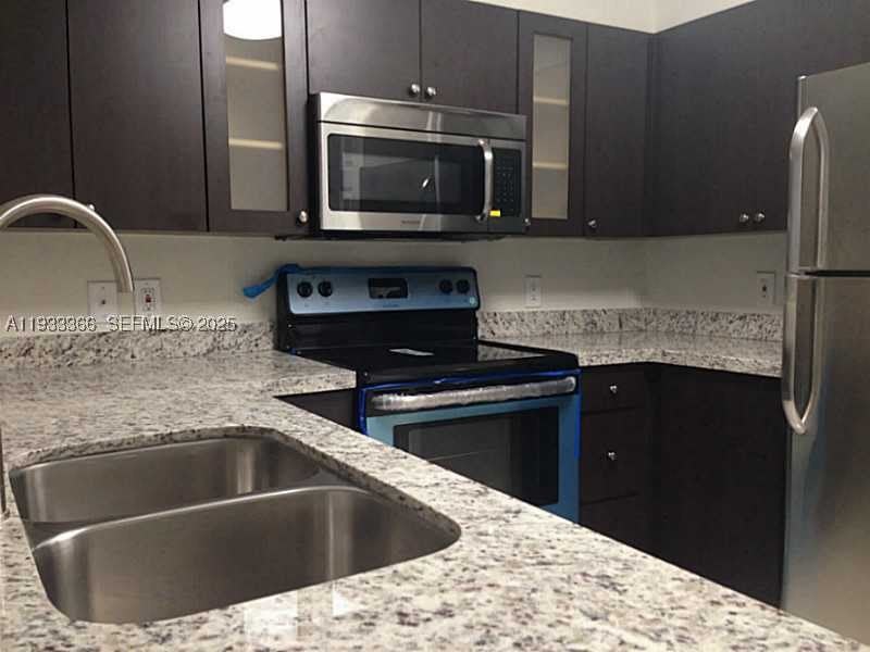 4350 NW 107th Ave – photo 5
