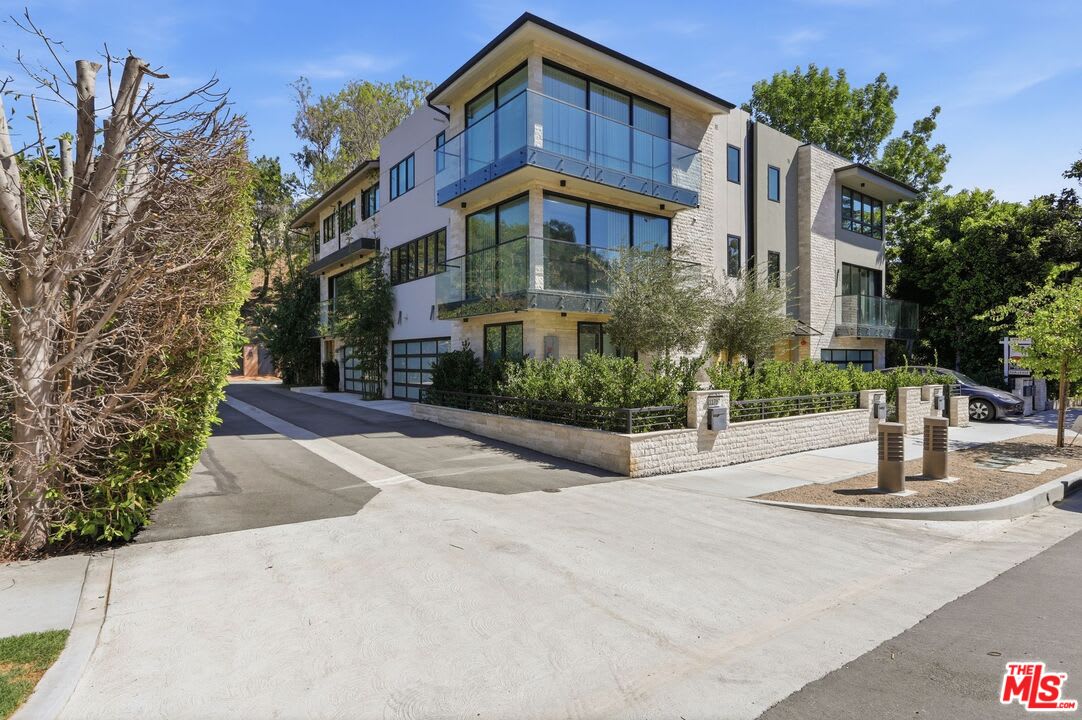 11769 Bellagio Road – photo 1