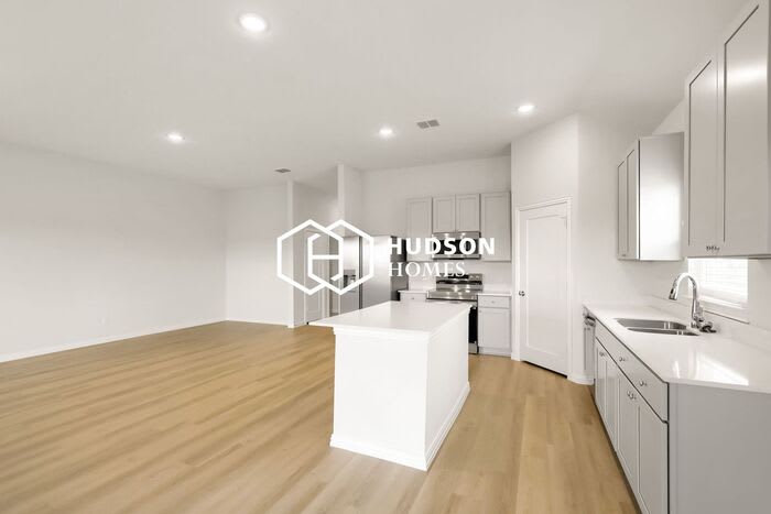 1236 Richards Ranch Road – photo 4