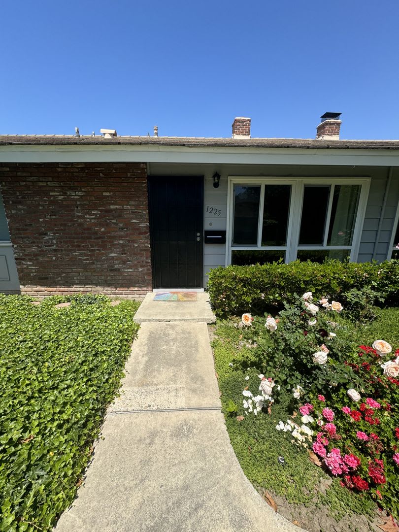 Upgraded 2 Bed 2 Bath Townhome For Lease In Tustin Must See – photo 4