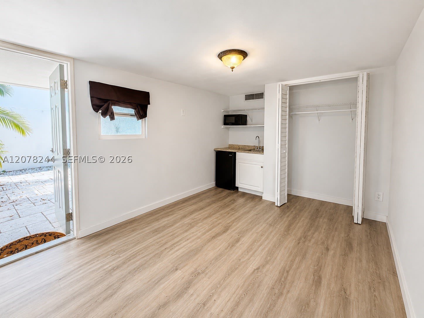 19100 Bobolink Dr – photo 2
