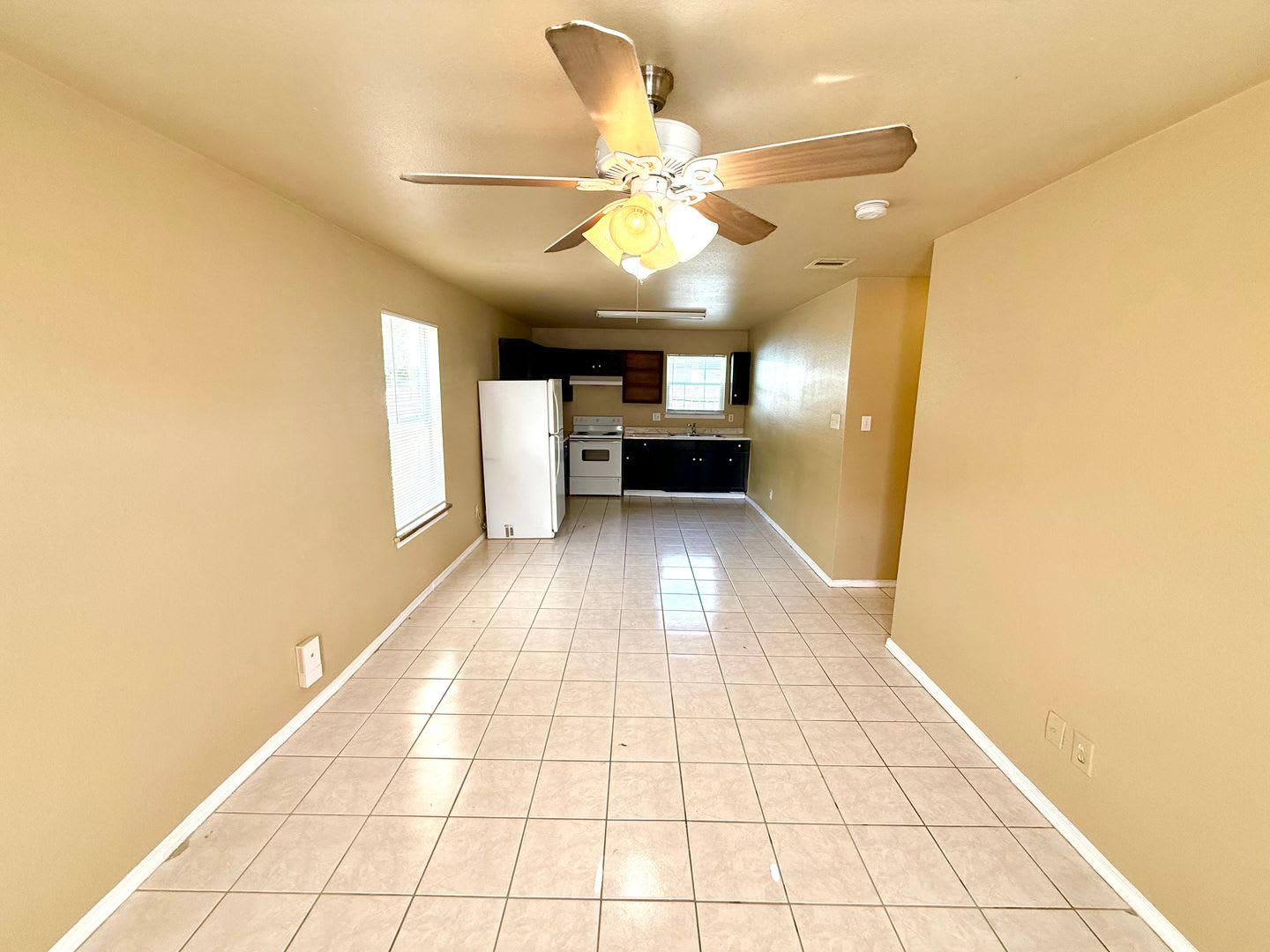 **MOVE IN SPECIAL** Charming 3-Bedroom Home Near St. Mary’s University & Loop 410 – photo 4