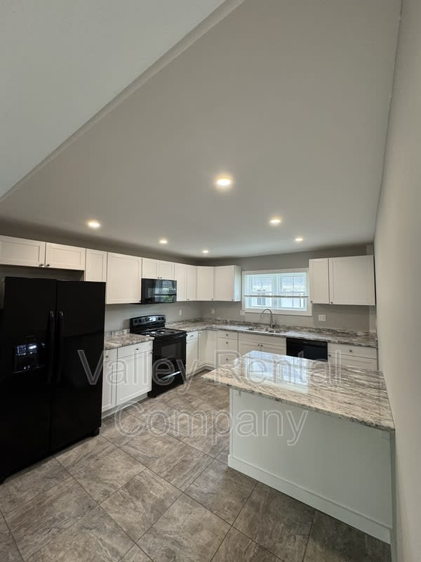 118 North Main Street – photo 3