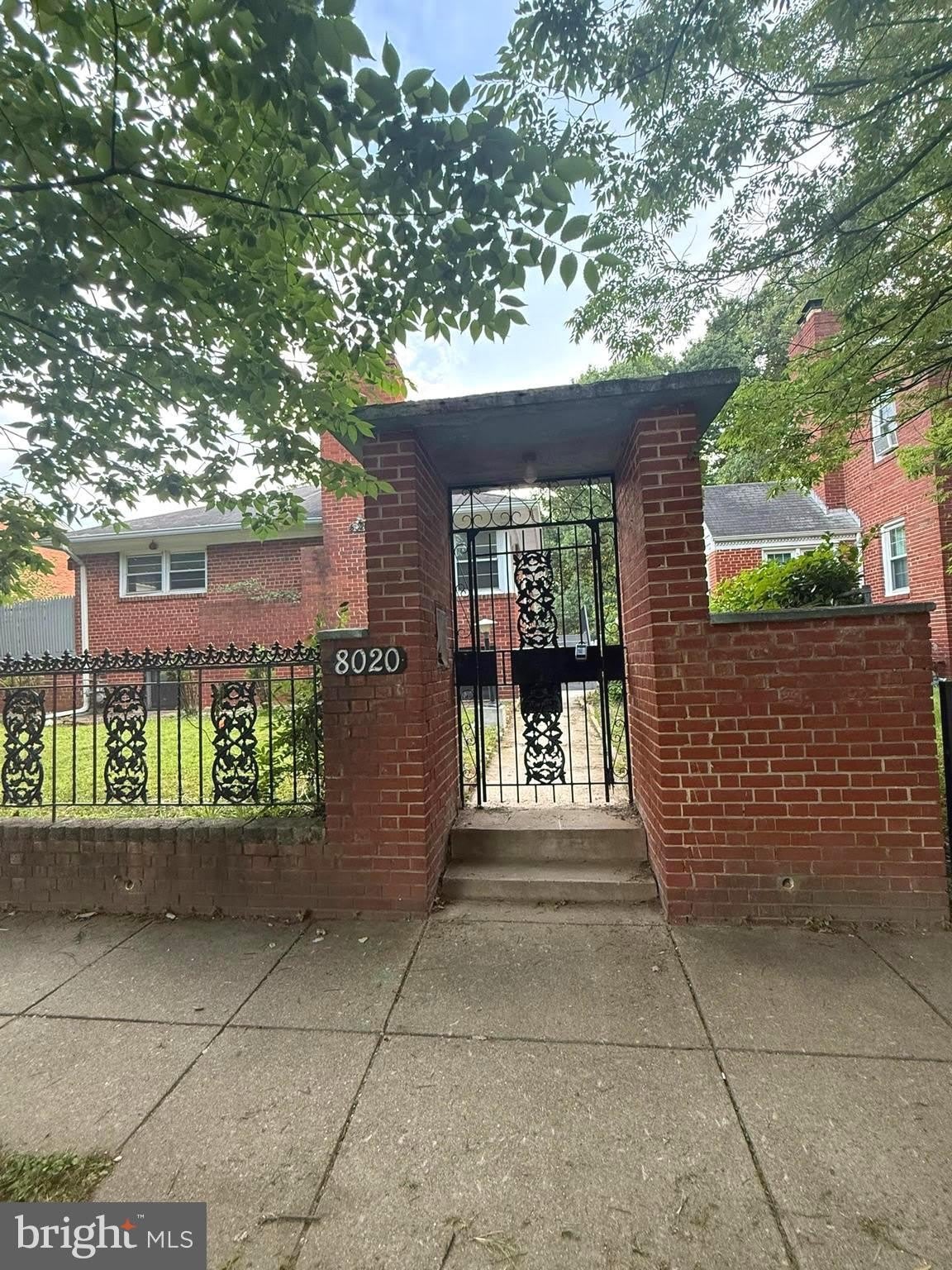 8020 EASTERN Avenue NW – photo 3