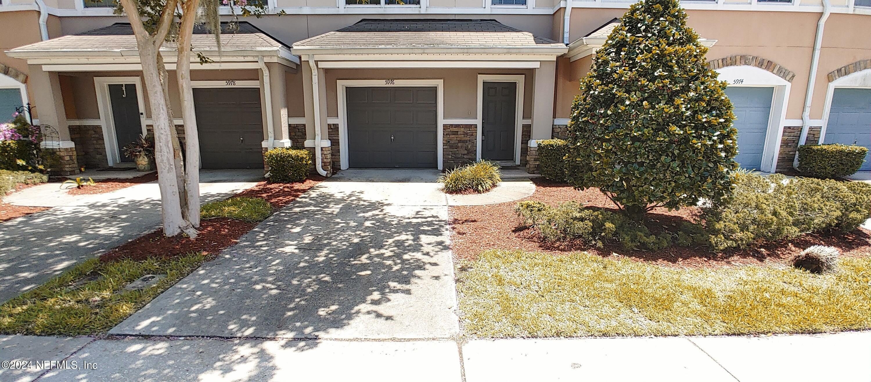 5976 PAVILION Drive – photo 2