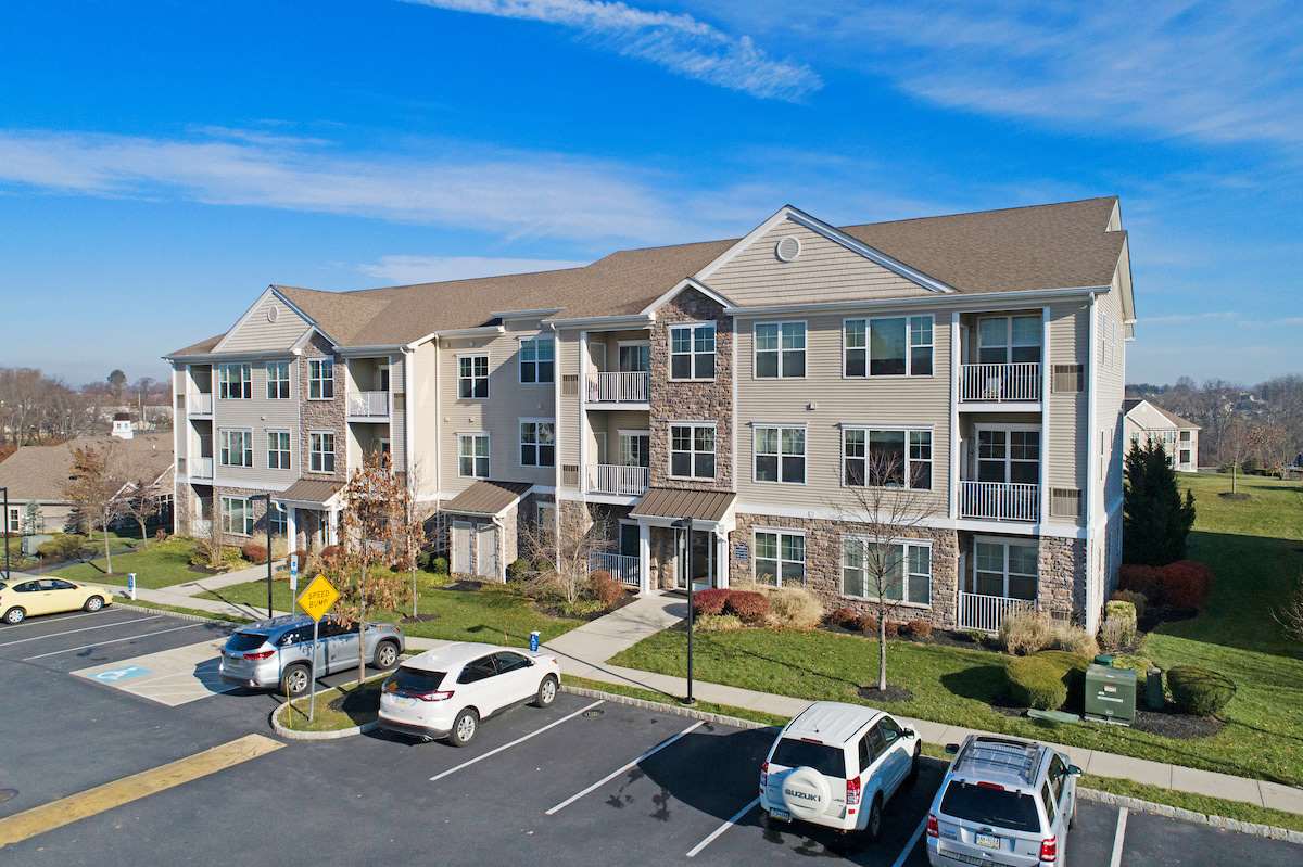 Woodmont Place – photo 1