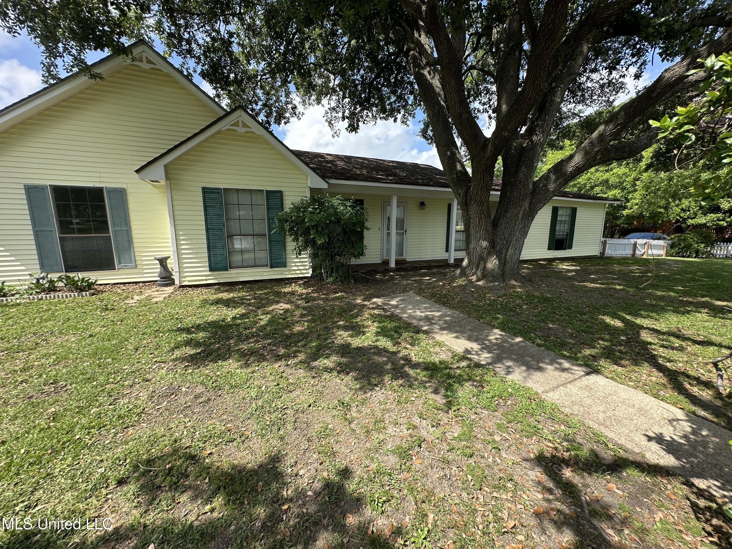 4215 Ingalls Avenue – photo 2