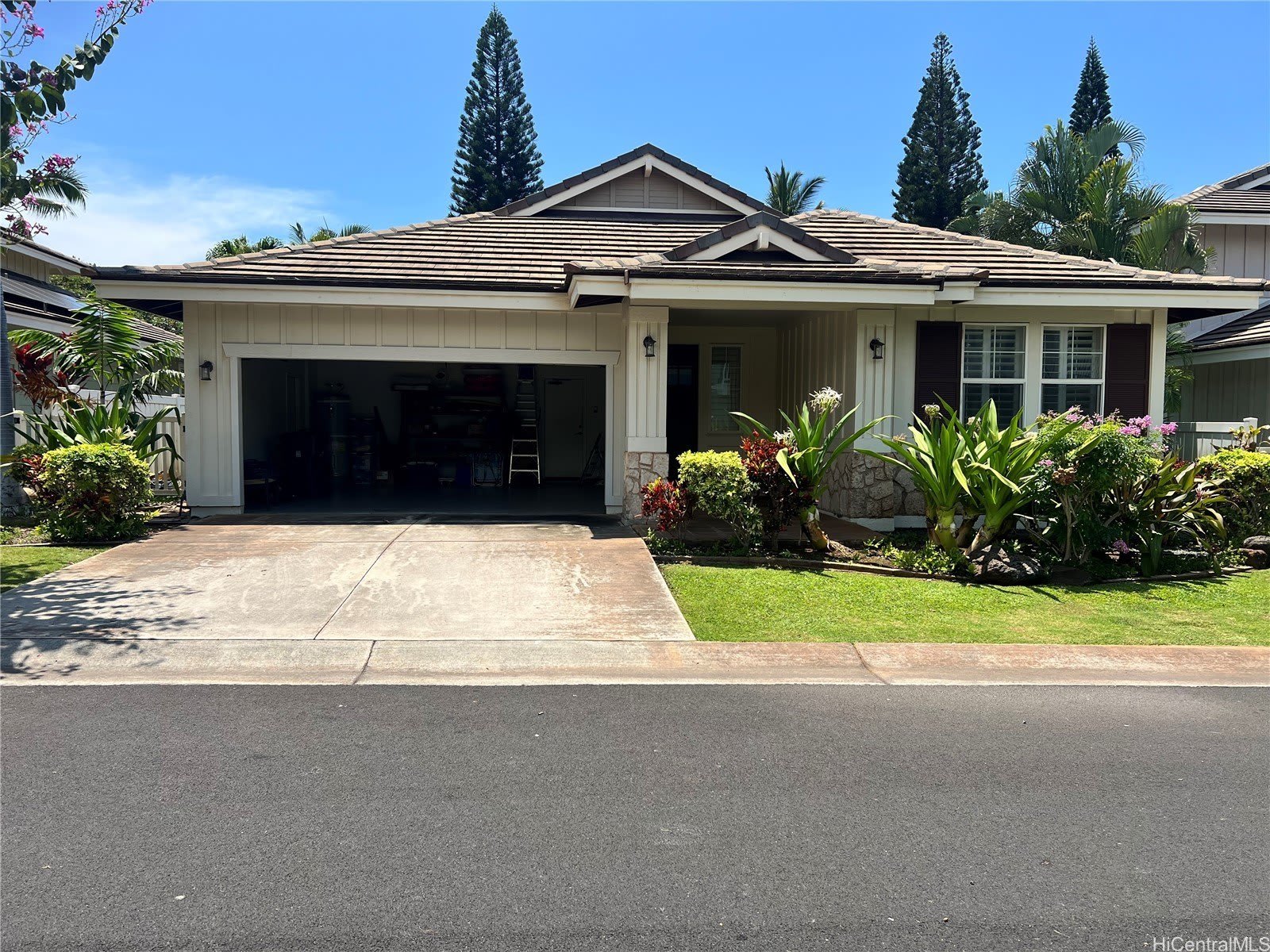 92-1019 N Koio Drive – photo 1