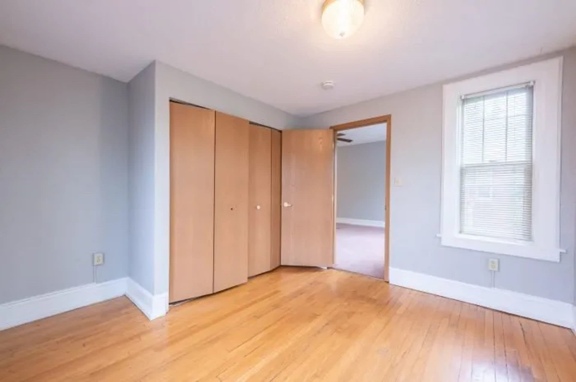 500 Off First Month Reduced Rent – photo 1
