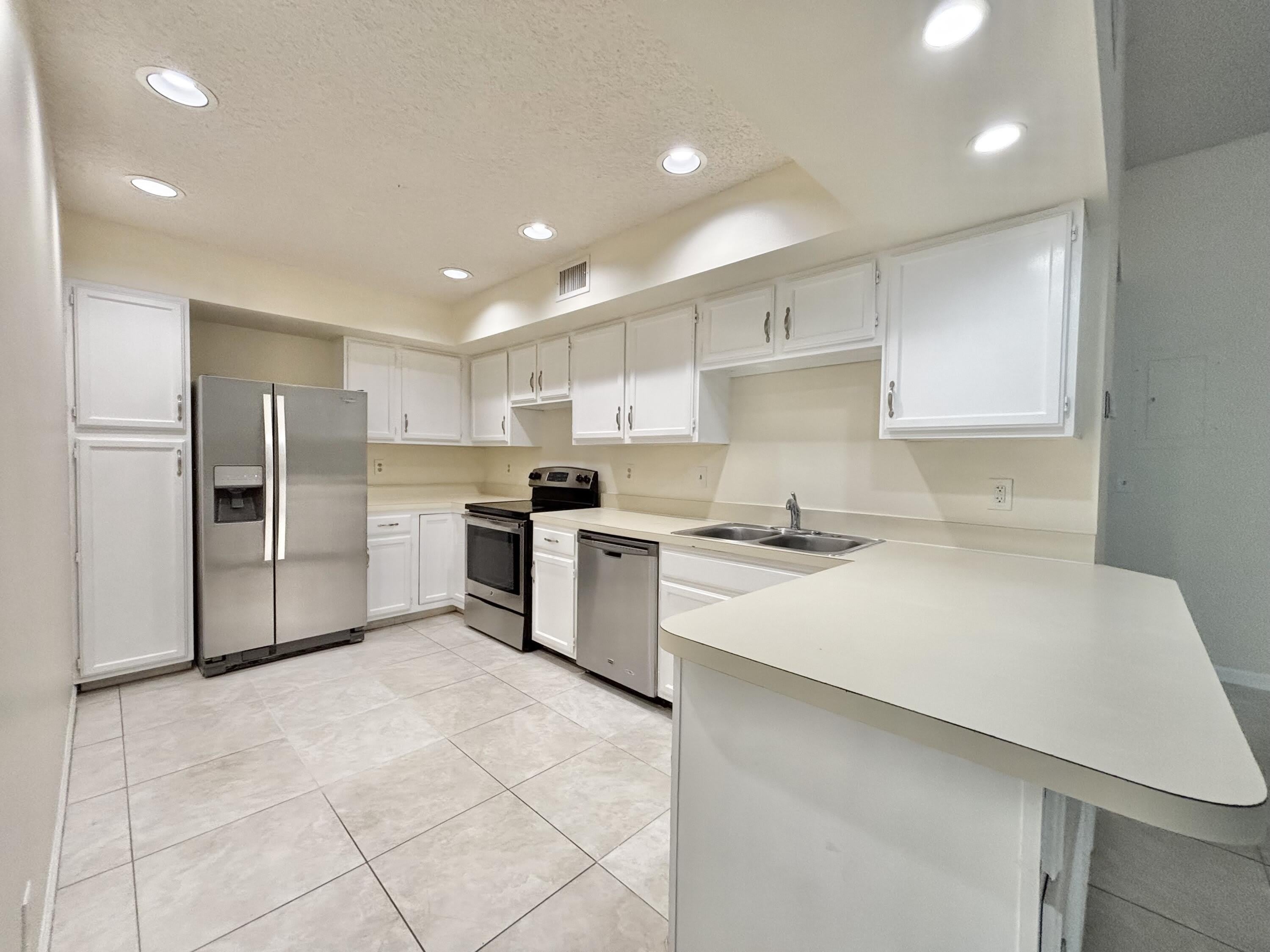 3151 Leewood Terrace – photo 2
