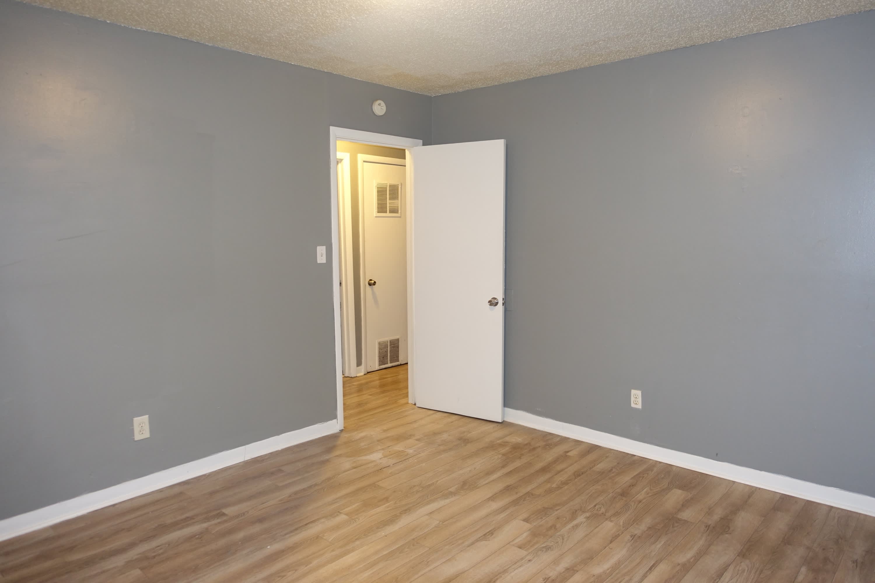 1500 12th Street North – photo 5