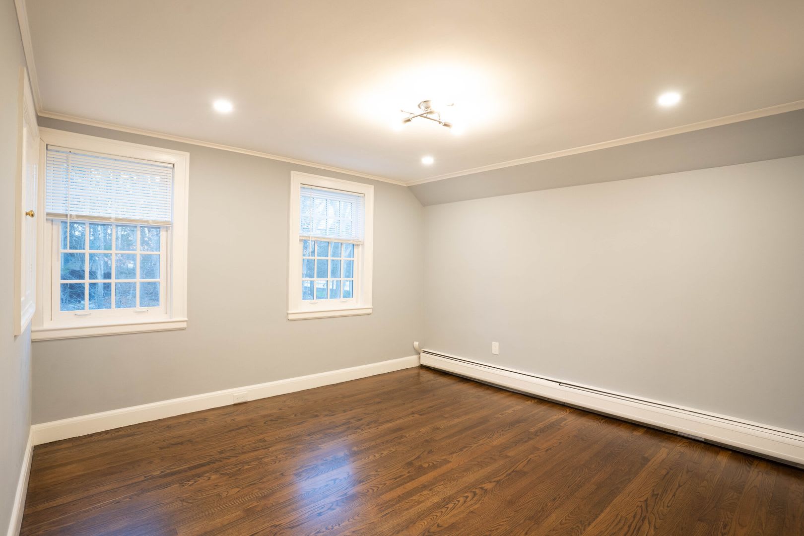 Charming Newton Home – photo 2